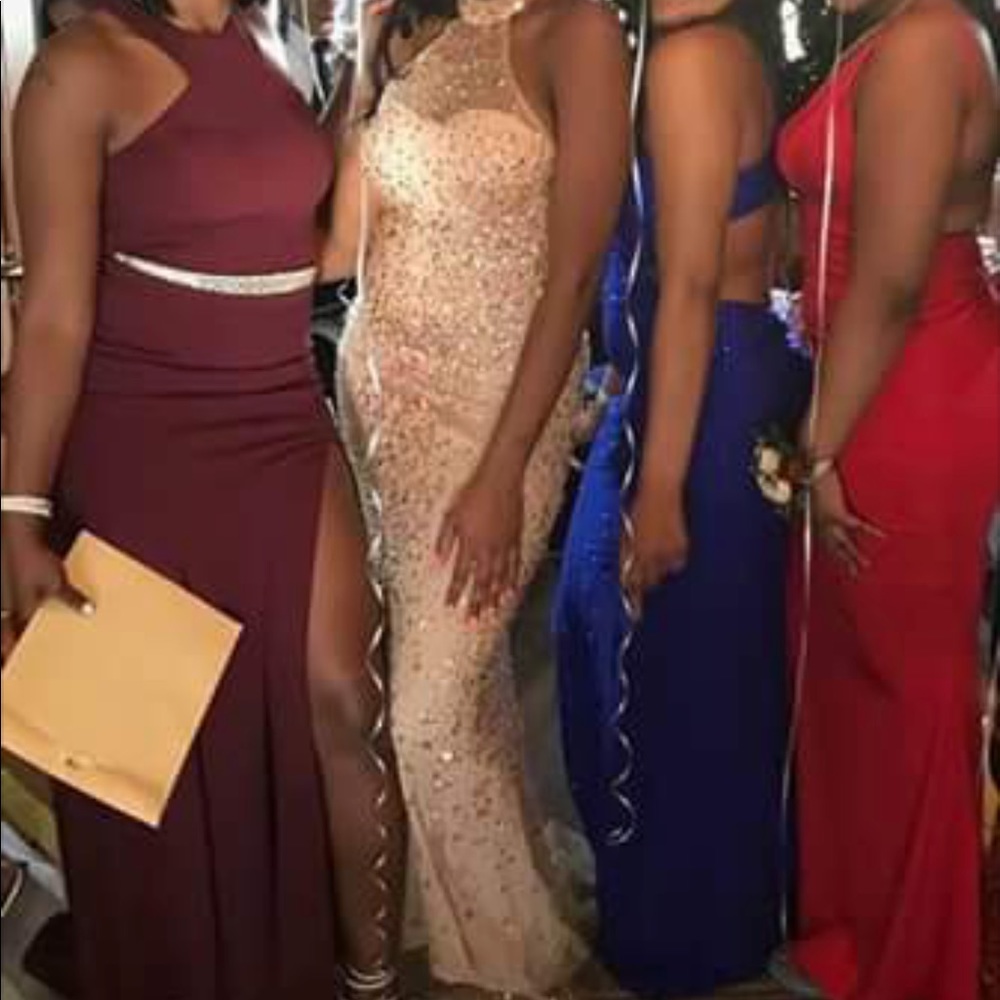 Prom dress ‼️ - Picture 3 of 6